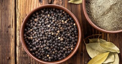 গোল মরিচ খাওয়ার উপকারিতা